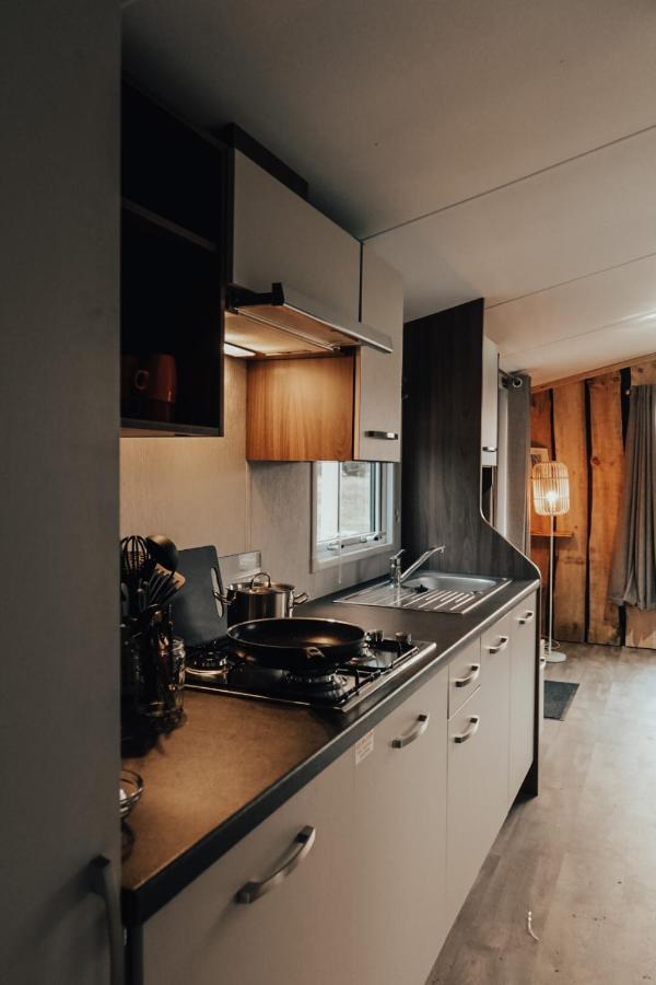 Hoeve Twente - De Bonte Specht Villa Heythuysen Luaran gambar