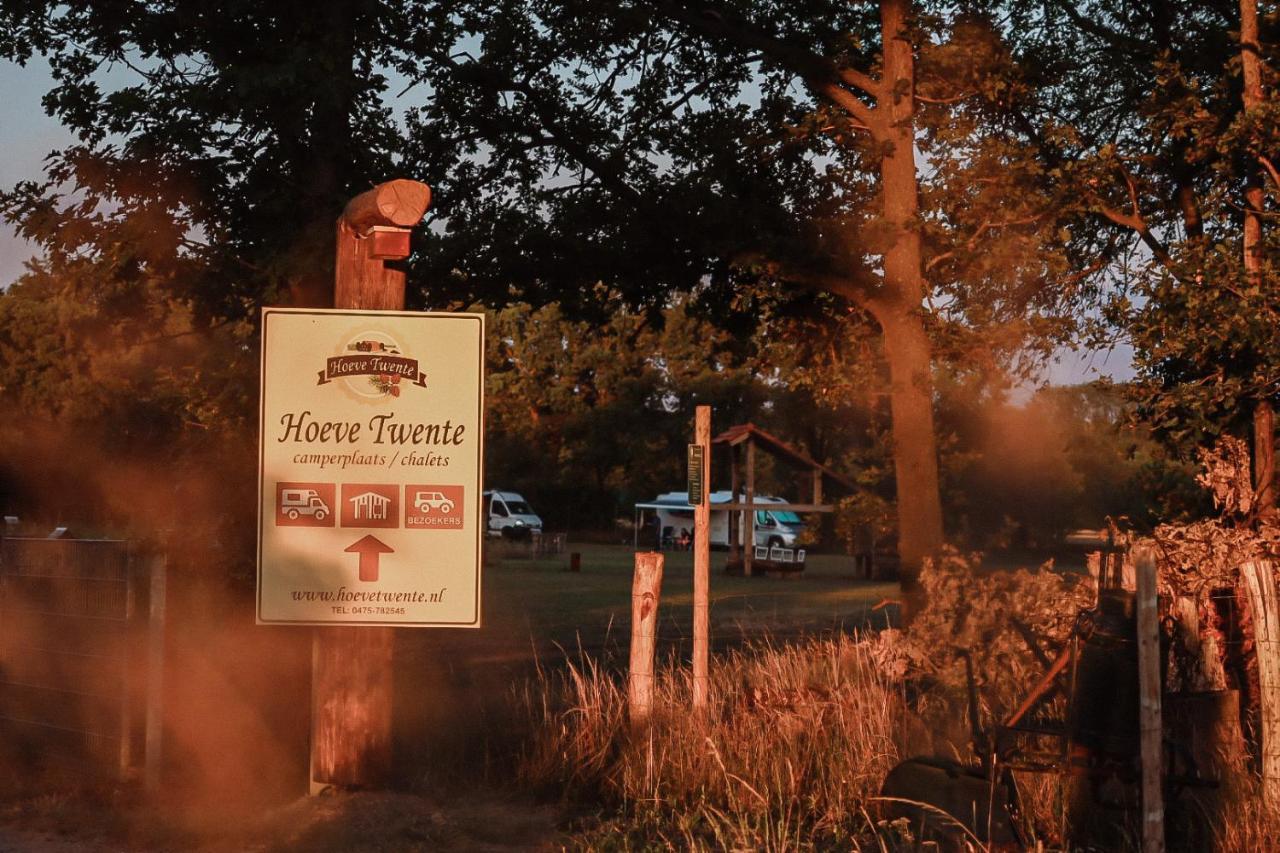 Hoeve Twente - De Bonte Specht Villa Heythuysen Luaran gambar